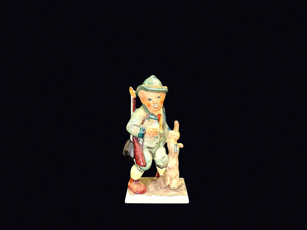 Friedel Bavaria Porcelain Hunter w Rabbit