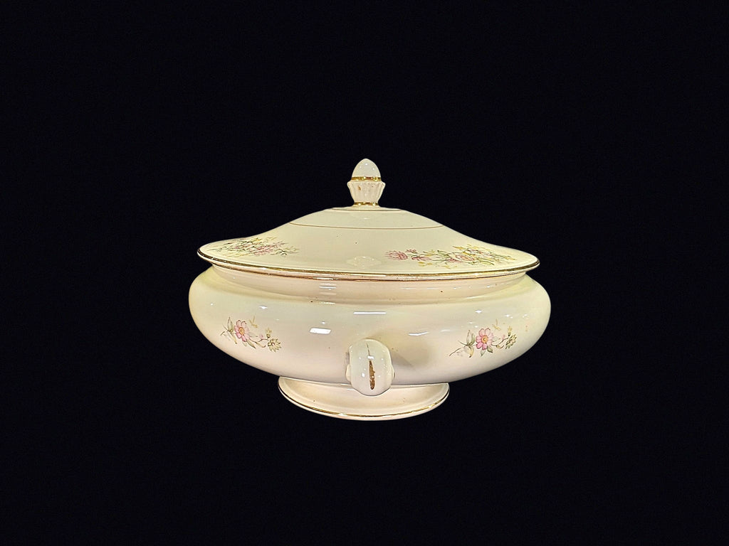 HLC Eggshell Nautilus 1949 Covered Tureen