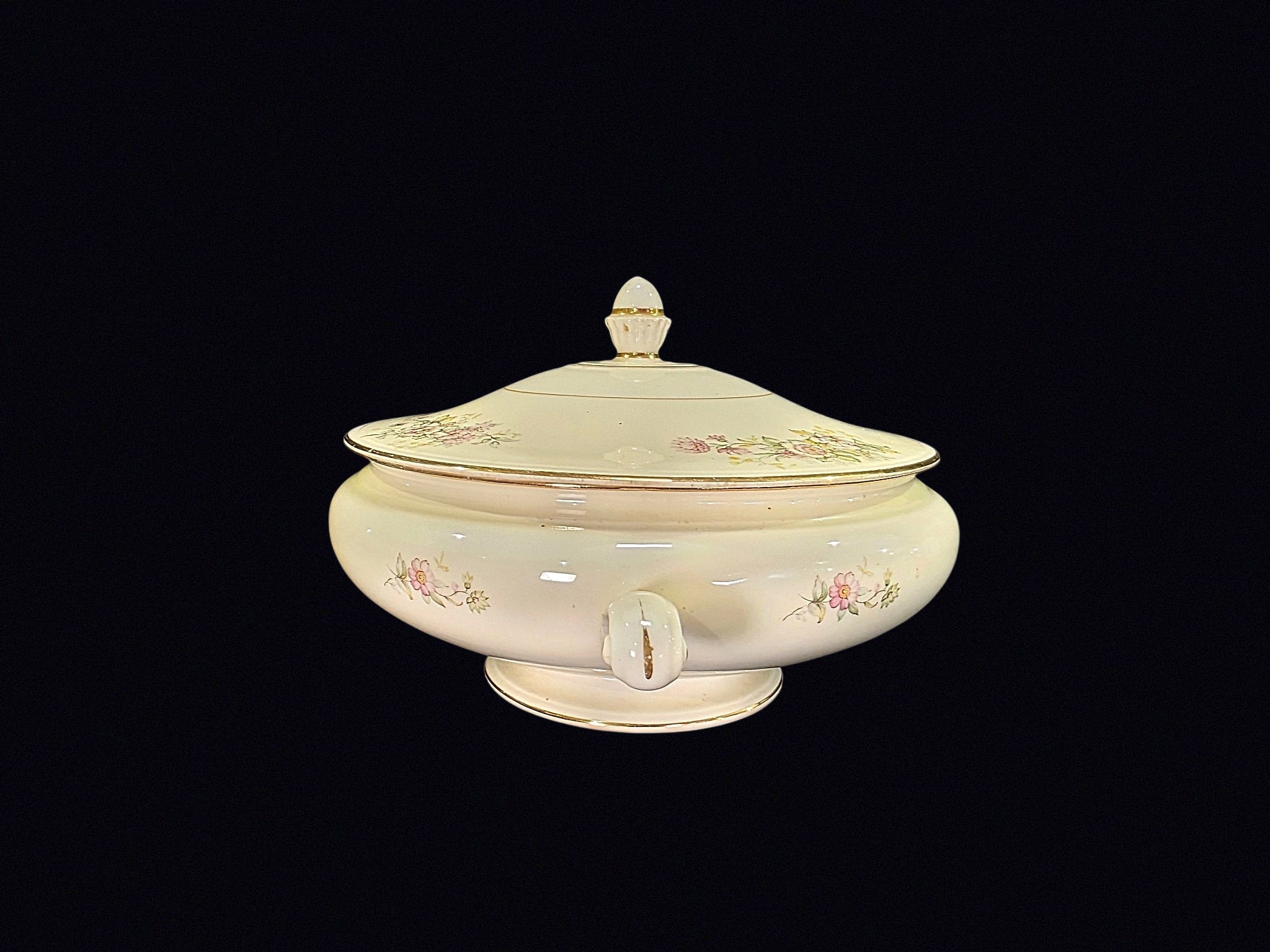 HLC Eggshell Nautilus 1949 Covered Tureen