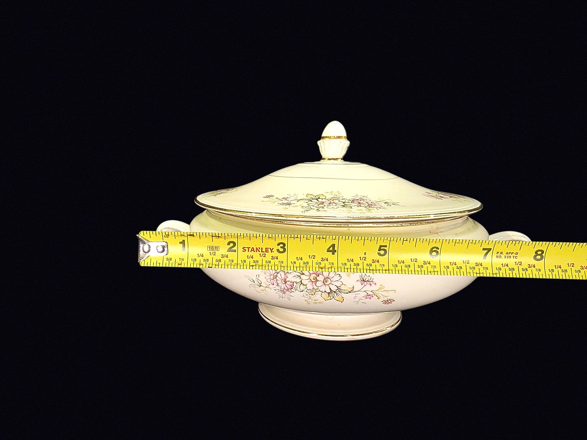 HLC Eggshell Nautilus 1949 Covered Tureen
