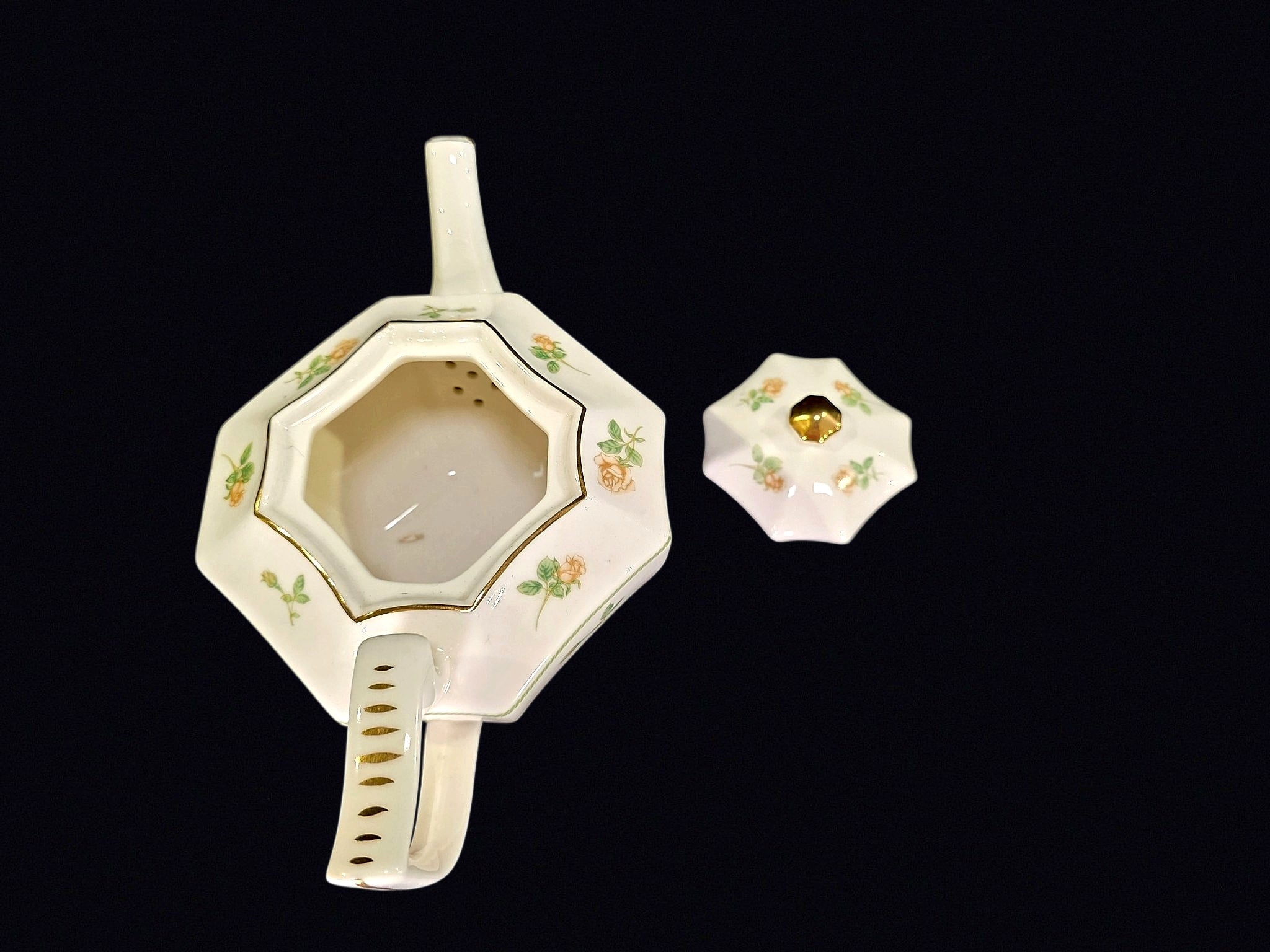 Porcelain Paneled Teapot Yellow Rose Mid-20thC