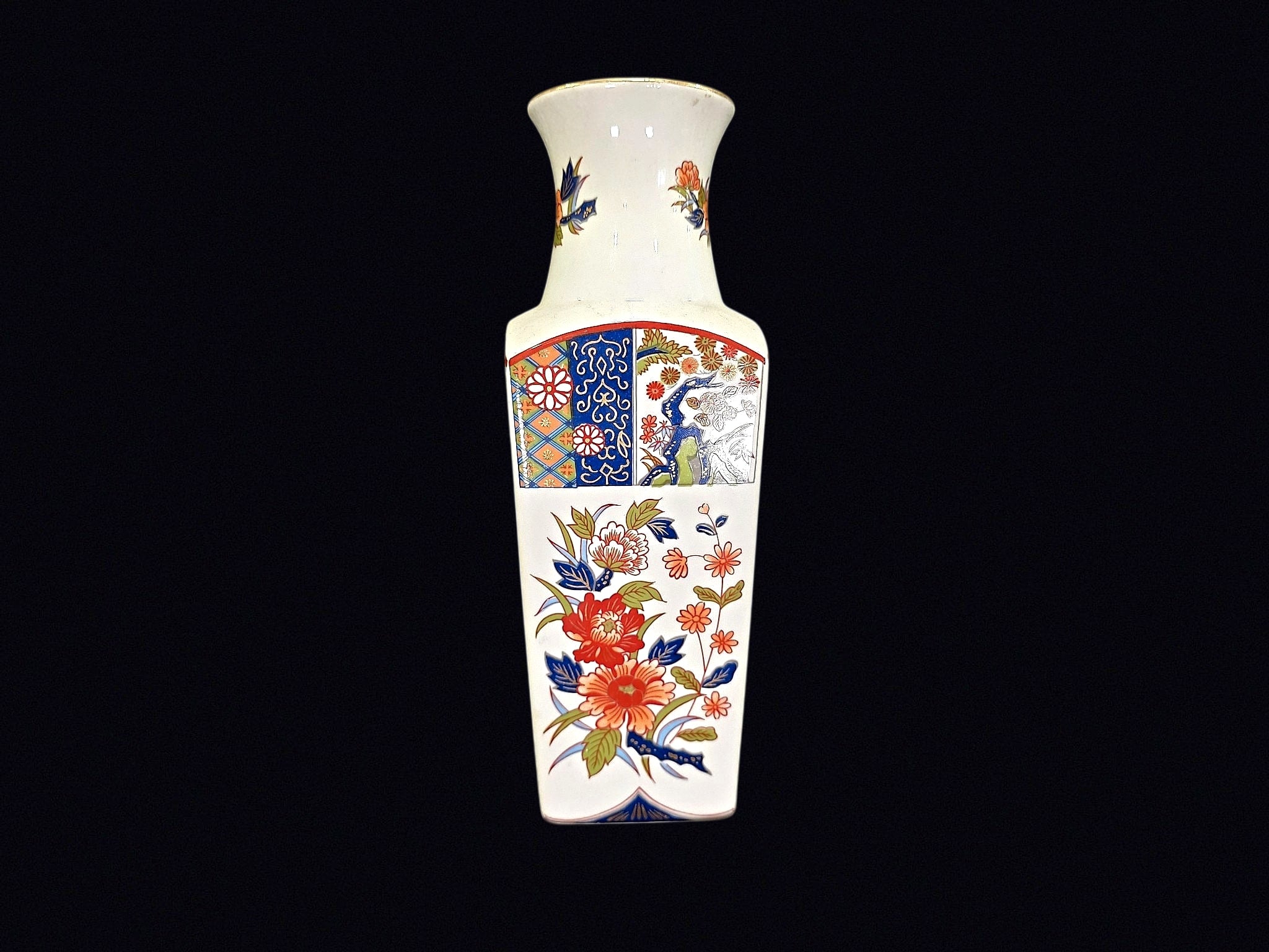 Old Imari Japan Porcelain Square Vase 10.5in