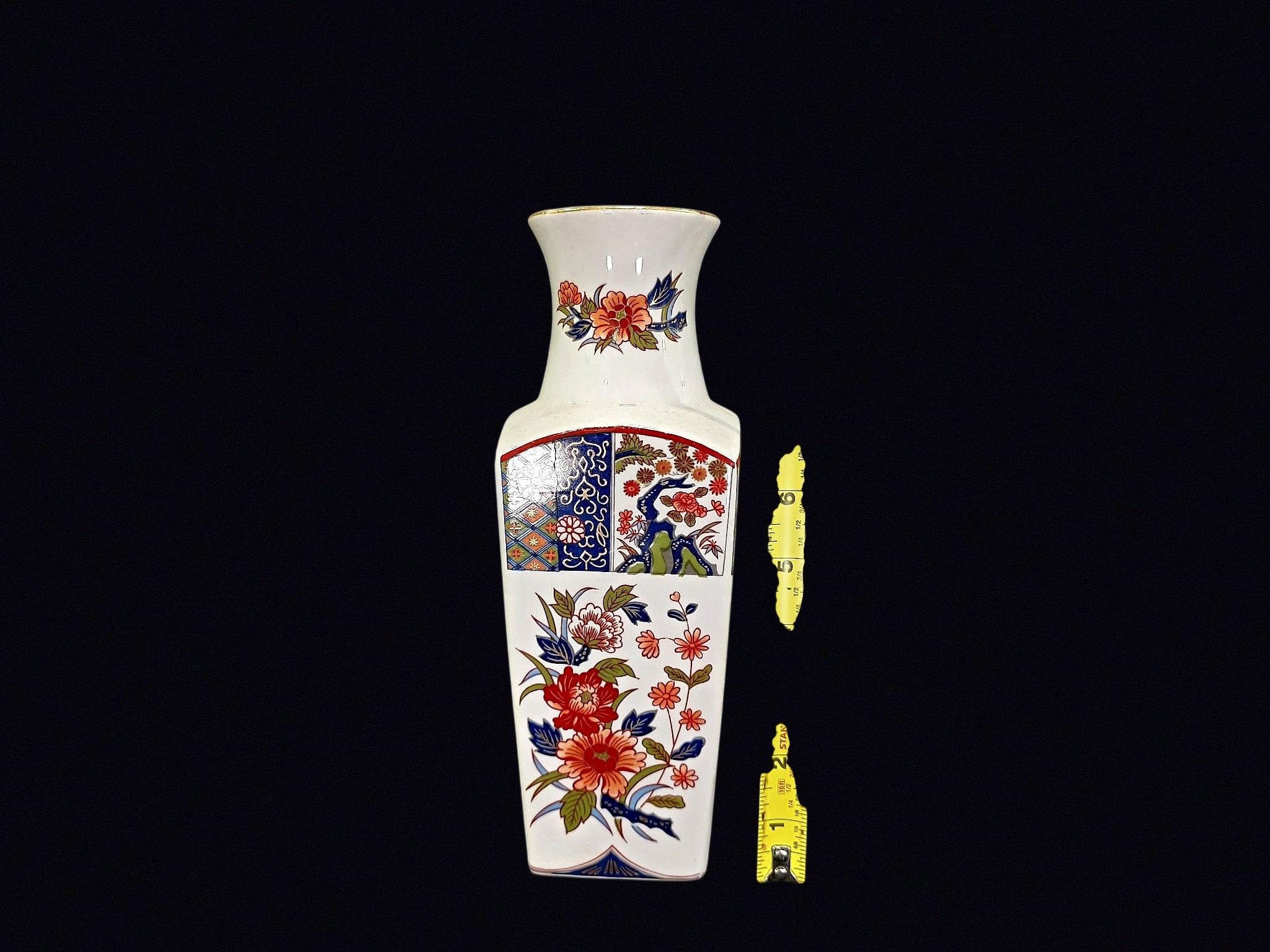 Old Imari Japan Porcelain Square Vase 10.5in