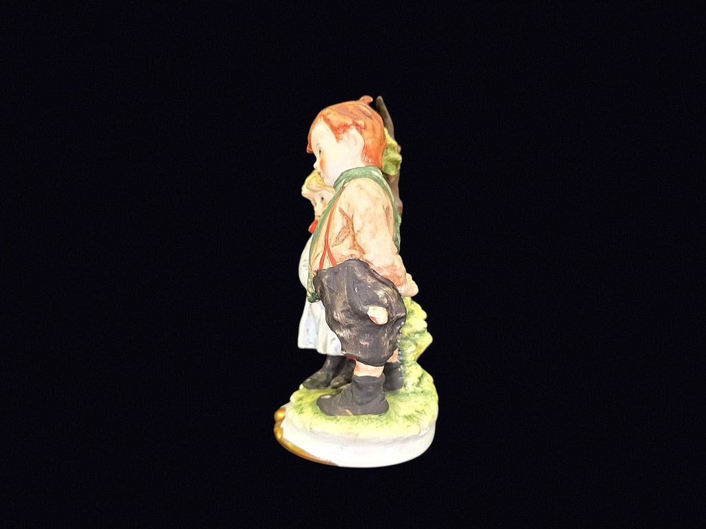 Andrea by Sadek 7248 Bisque Boy & Girl Figure