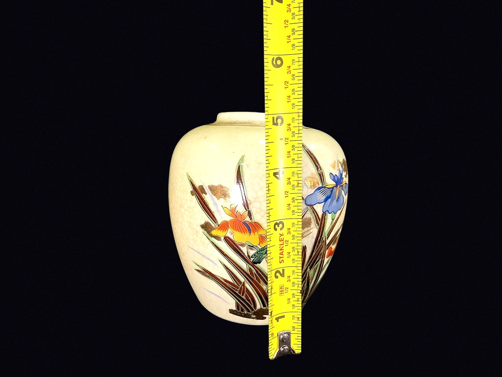 Yamahiro Toen Satsuma Crackle Iris Jar Showa