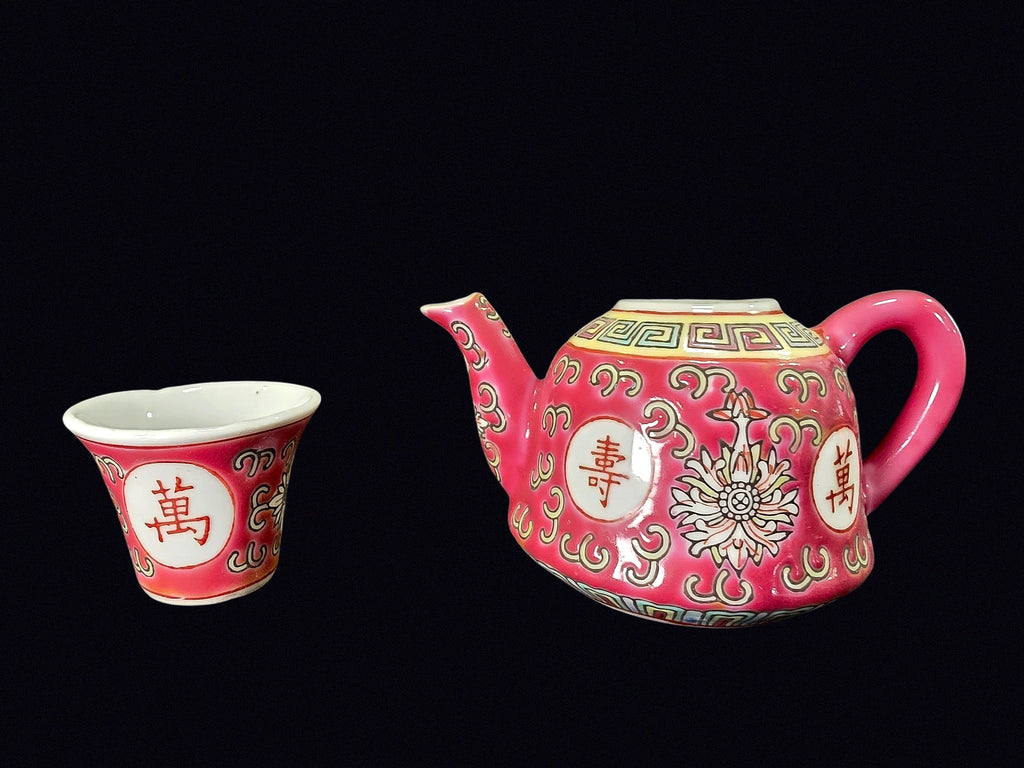 Jingdezhen Mun Shou Famille Rose Teapot Cup