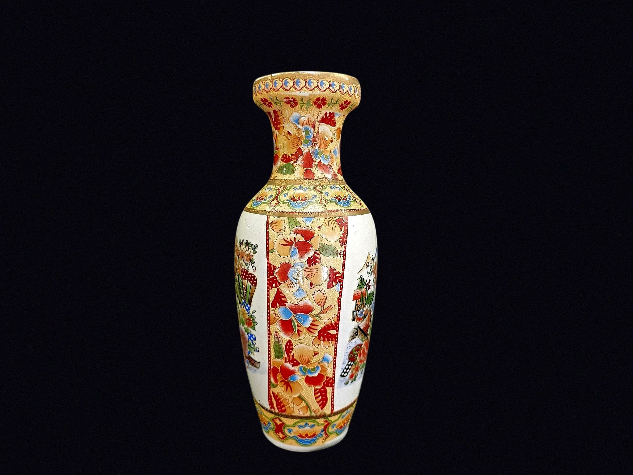 Satsuma Style Porcelain Baluster Vase Late 20thC