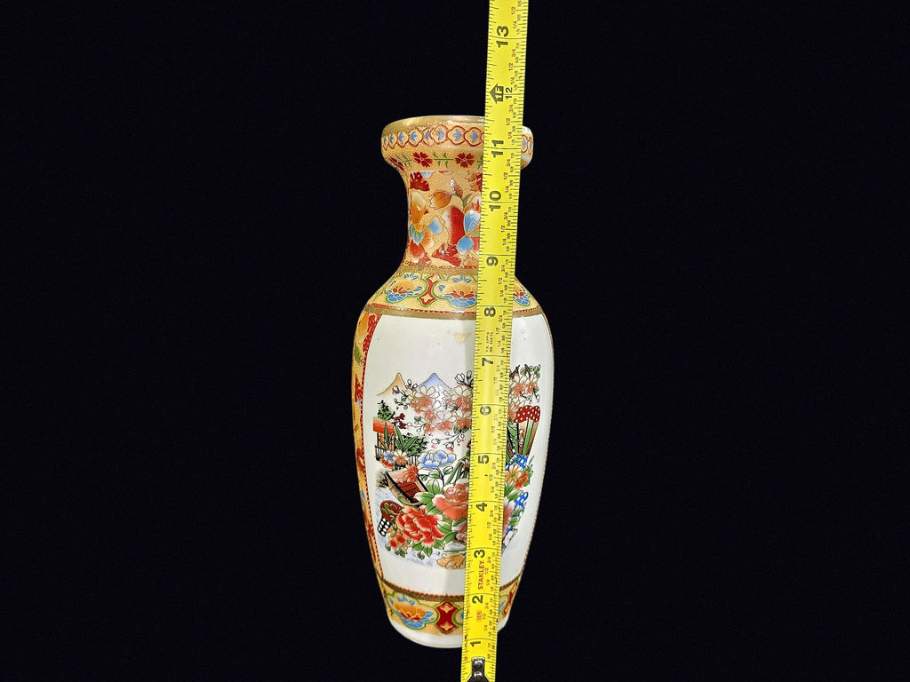 Satsuma Style Porcelain Baluster Vase Late 20thC
