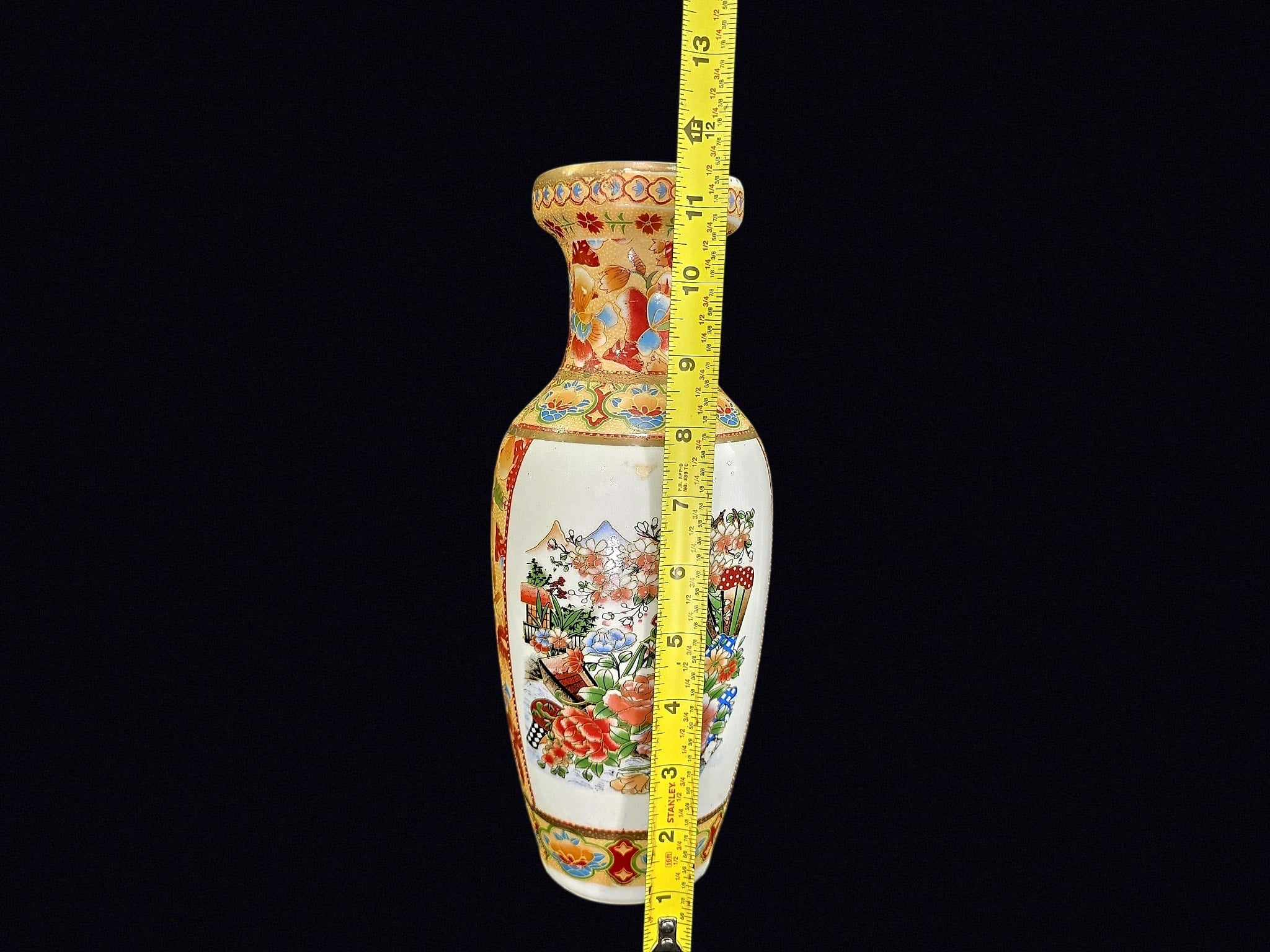 Satsuma Style Porcelain Baluster Vase Late 20thC