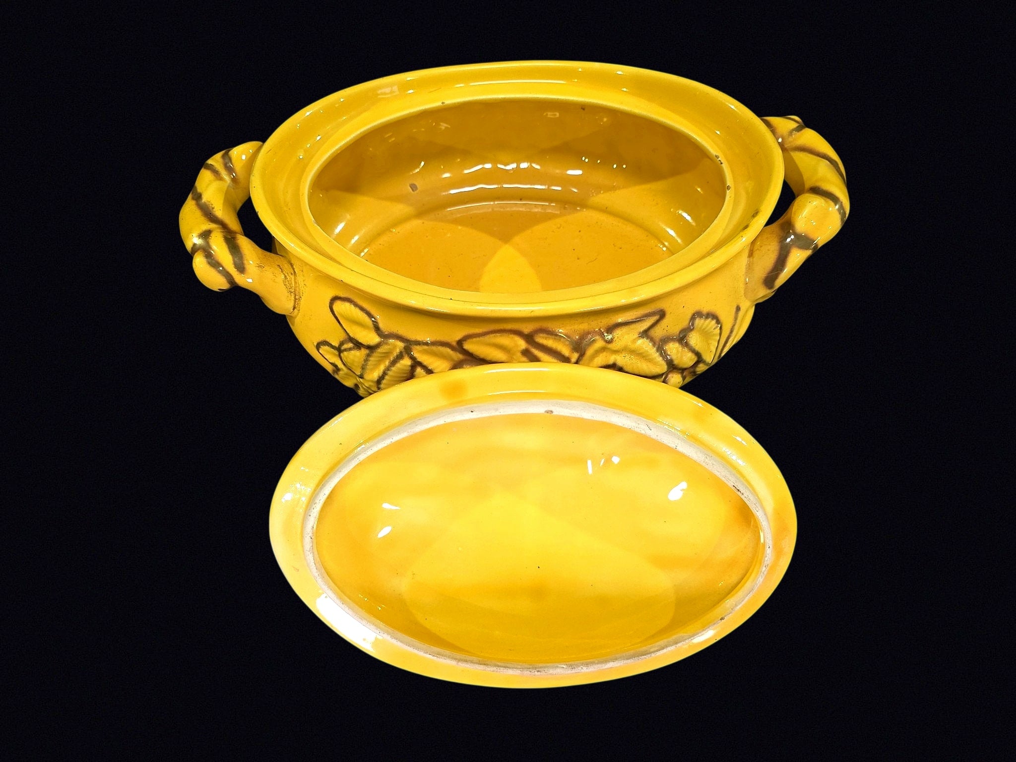 Yellow Majolica Grape Tureen Mid-Century
