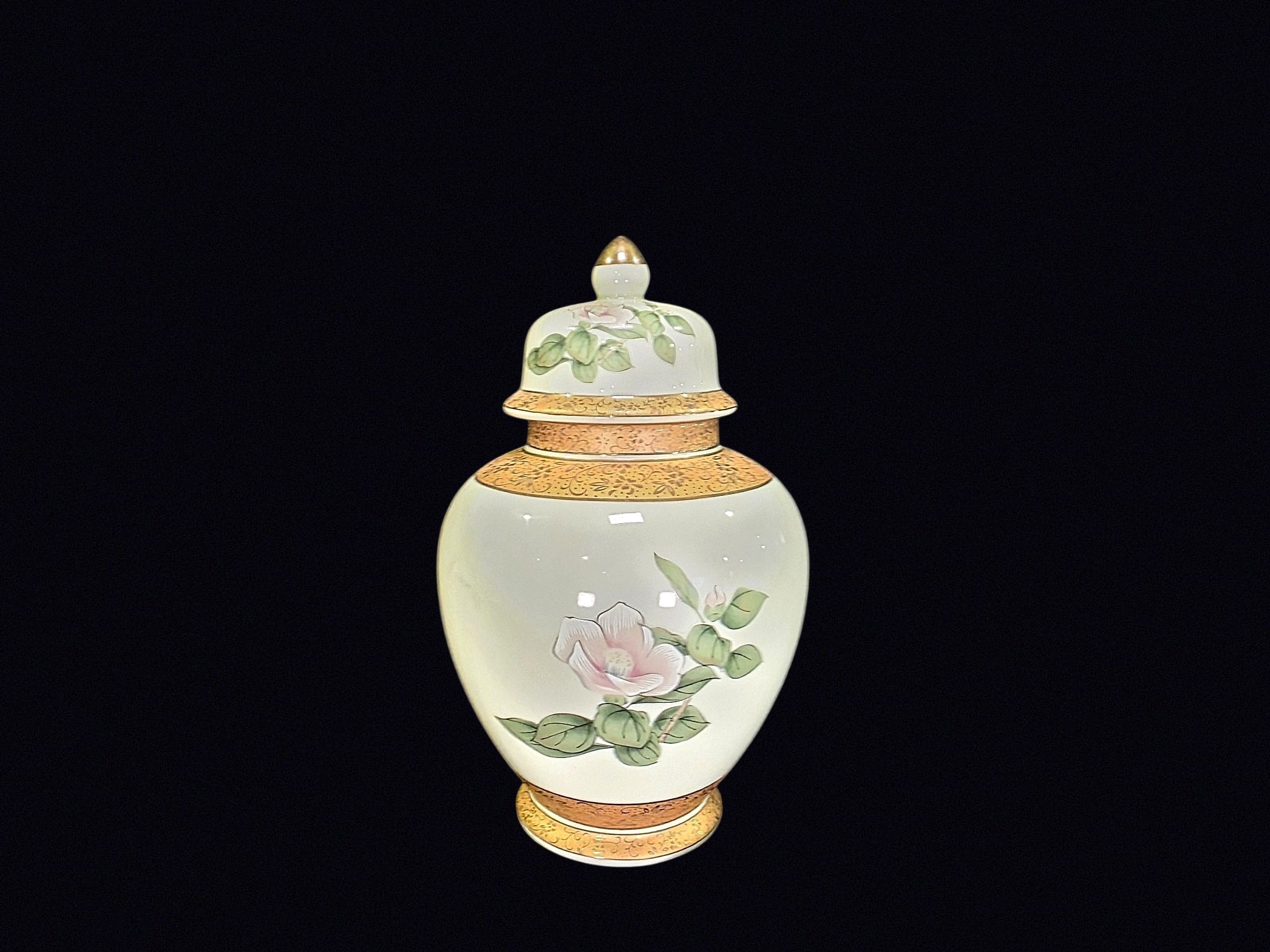Japan Porcelain Ginger Jar Bird Floral Gilt Lid