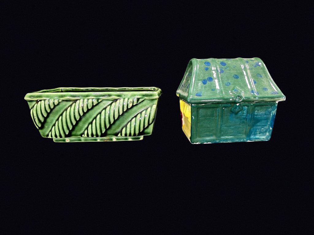 USA Pottery Leaf Planter & House Bank Lot