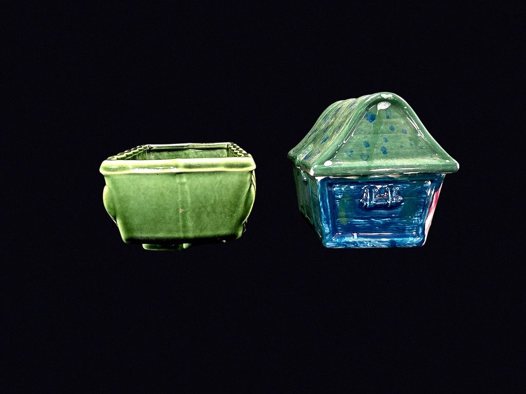 USA Pottery Leaf Planter & House Bank Lot
