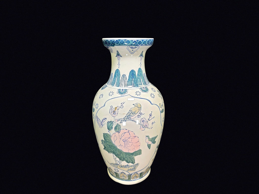 Chinese Famille Rose Porcelain Baluster Vase