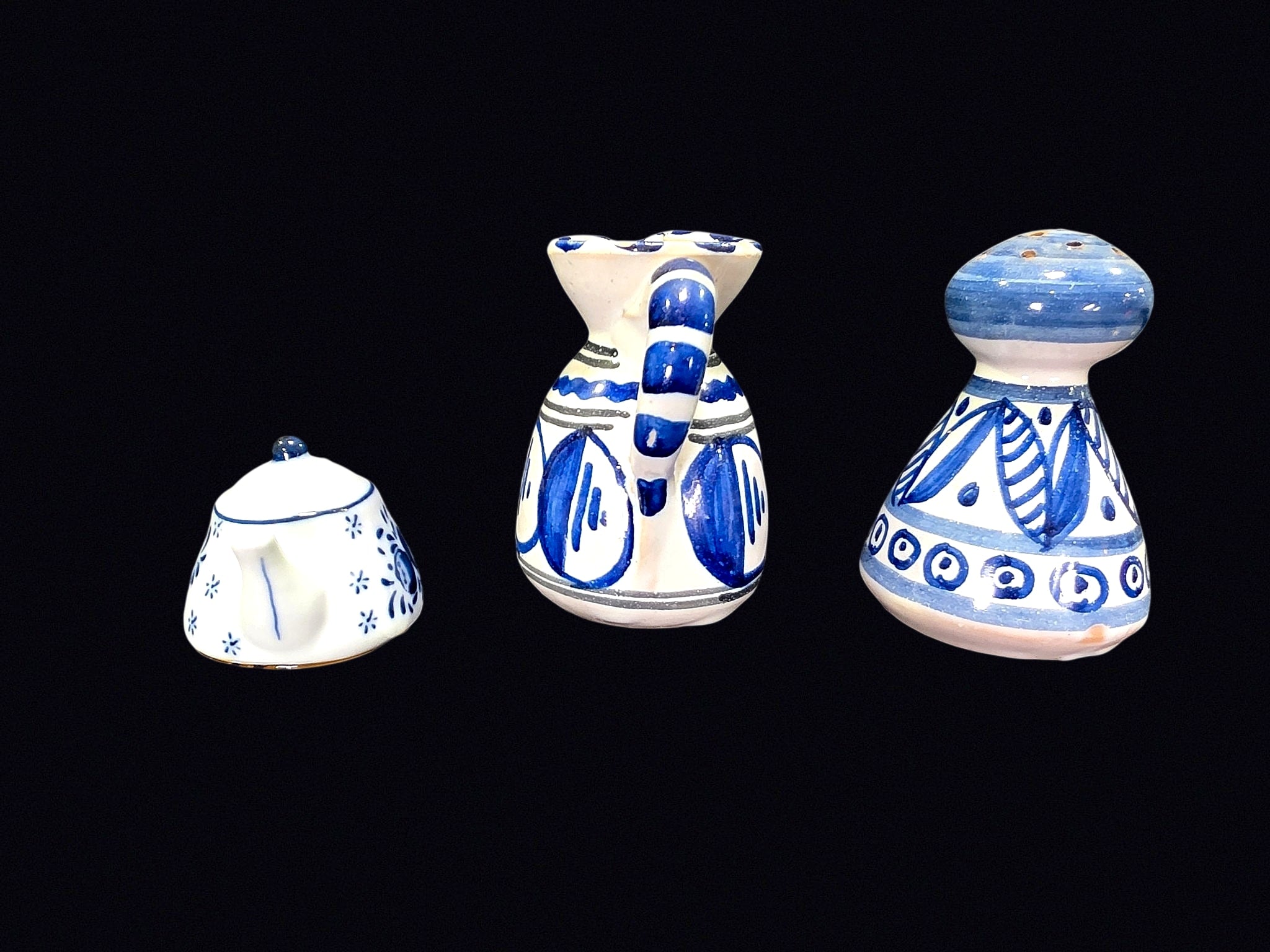 Spanish Blue White Pottery Lot Delft Teapot