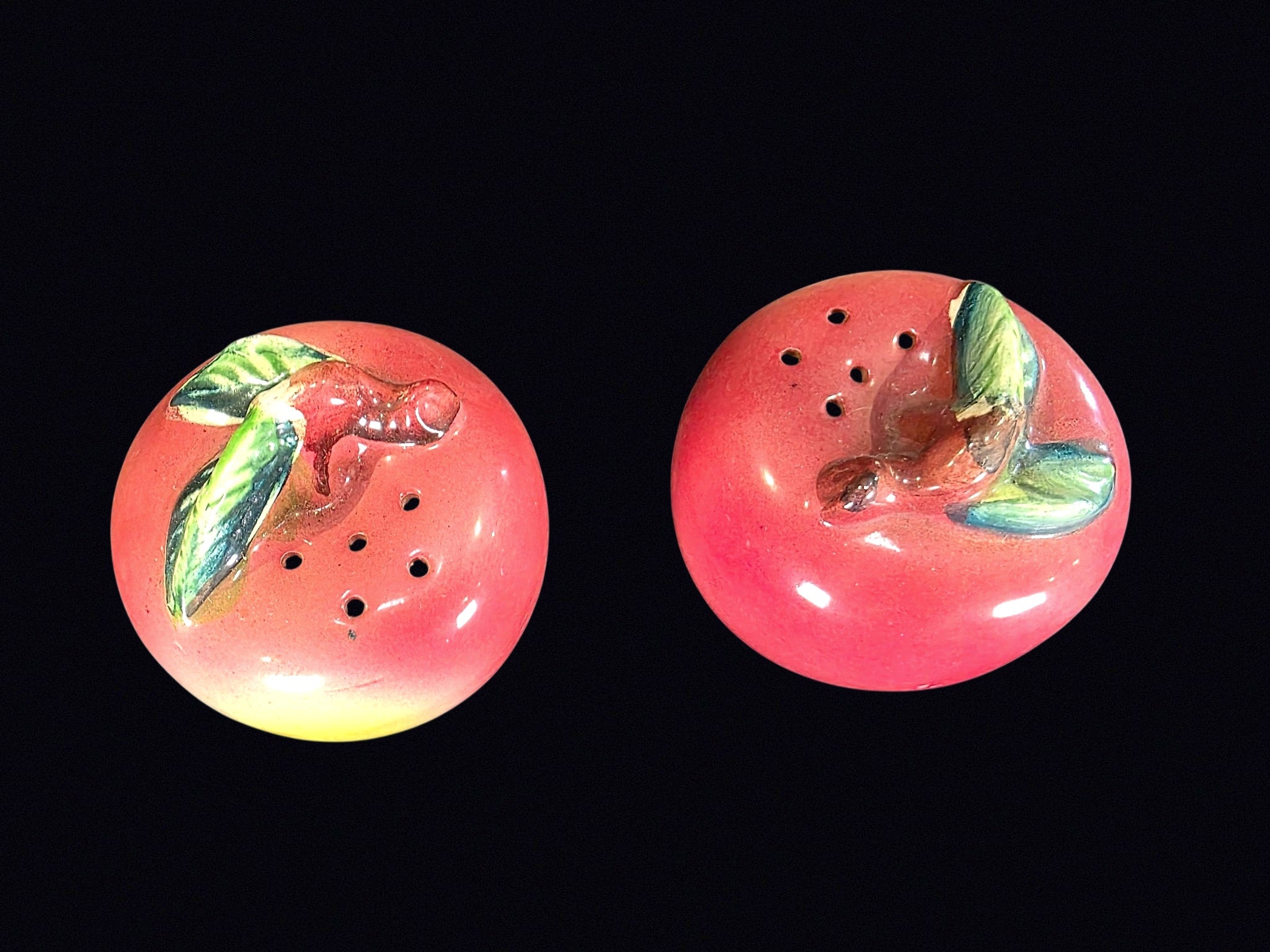 Japan Ceramic Apple Salt Pepper Shakers 1950s