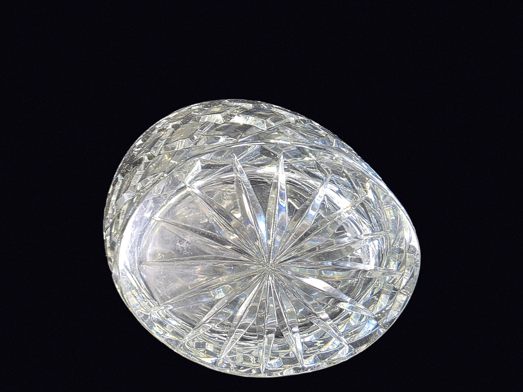 Cut Lead Crystal Decanter Diamond Pattern