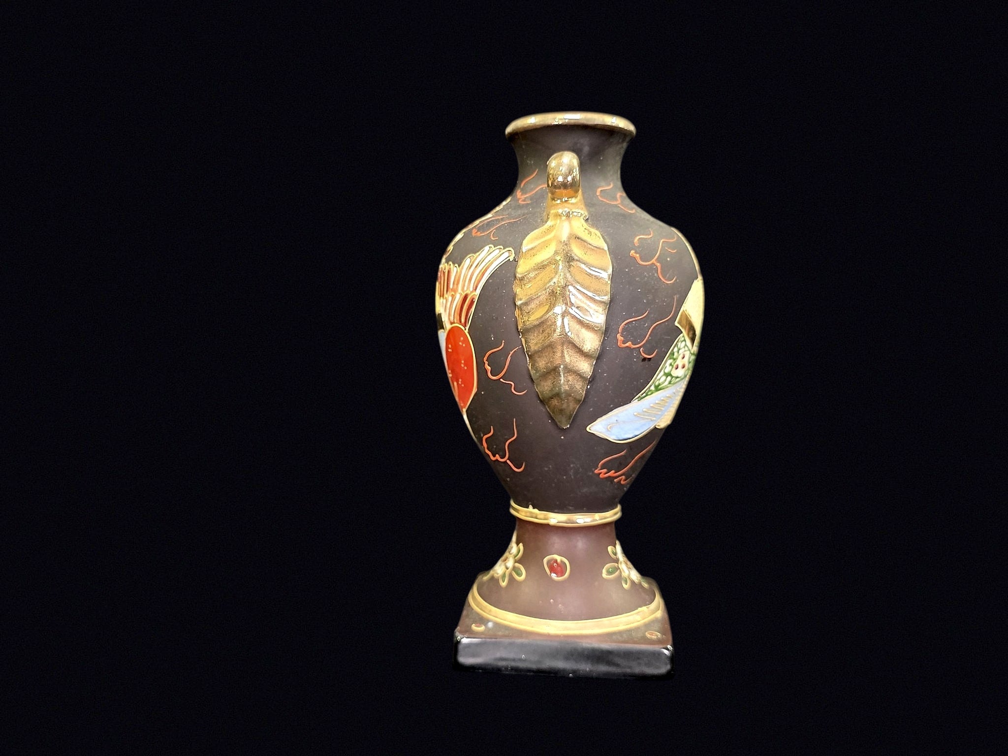 Satsuma Moriage Immortals Vase Japan c1952