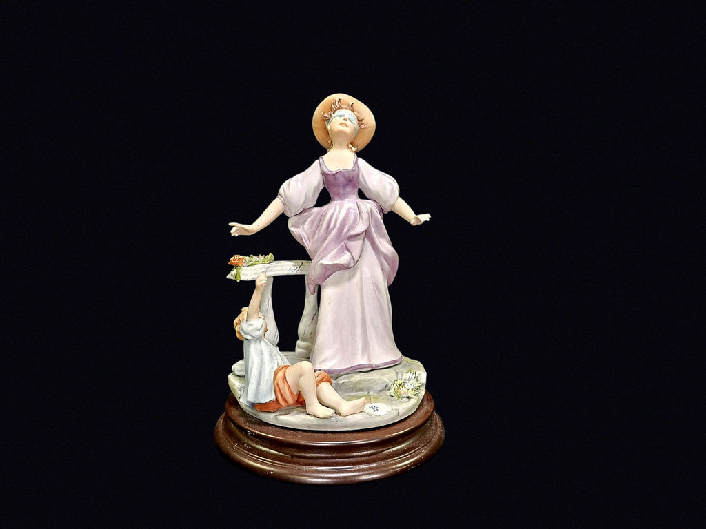 Capodimonte Style Mother Child Porcelain Figure
