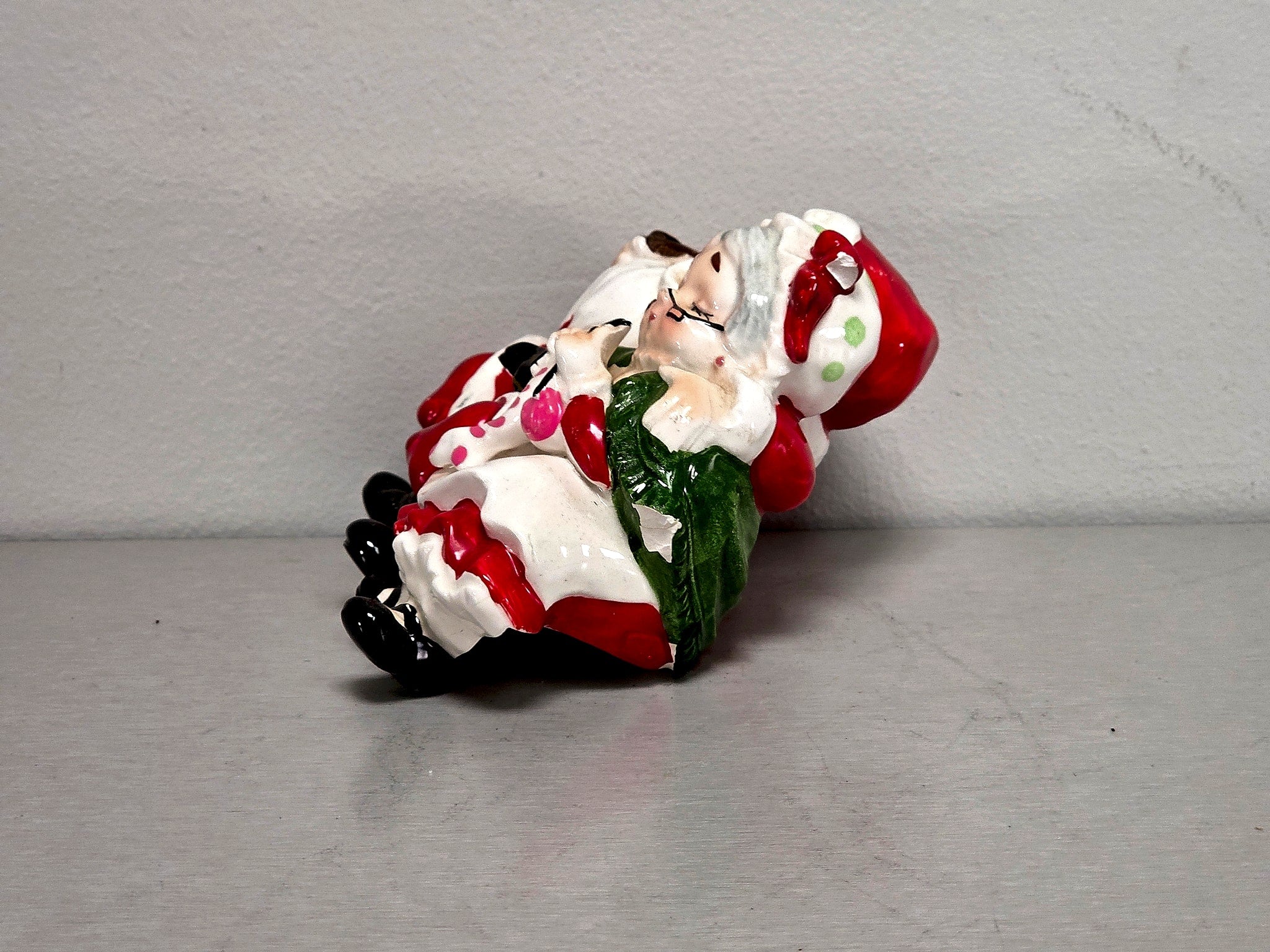 Japan Ceramic Santa Mrs Claus Candle Holder Figurine 1960s